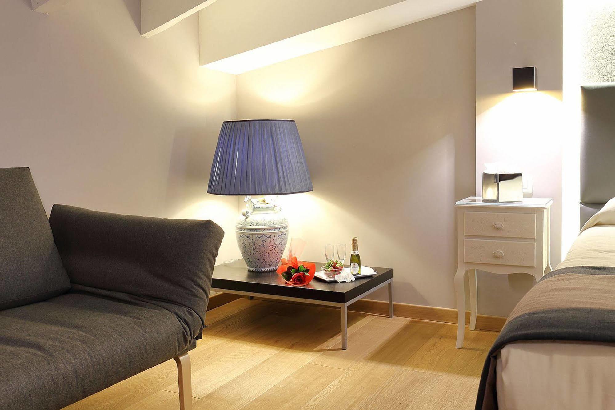 Antico Centro Suite Florenz Exterior foto